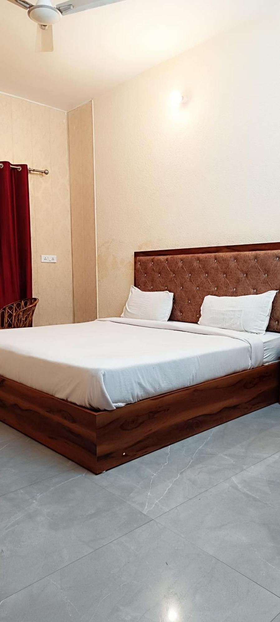 Hotel Shiv Ganga Rishīkesh Exteriör bild
